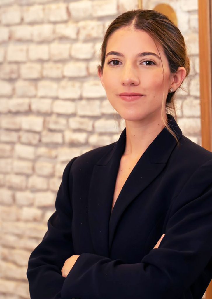 Deborah Jones Faggioni asume la Dirección General del Servicio Nacional